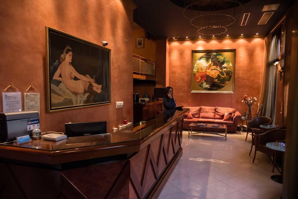Alfa Hotel Piraeus Exterior photo