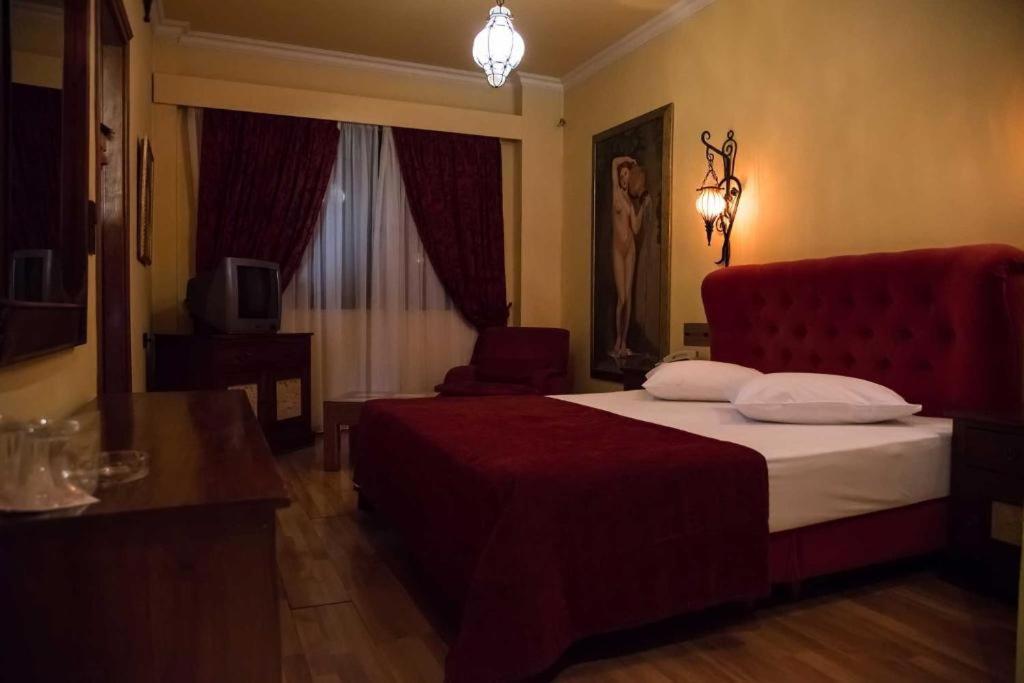 Alfa Hotel Piraeus Exterior photo