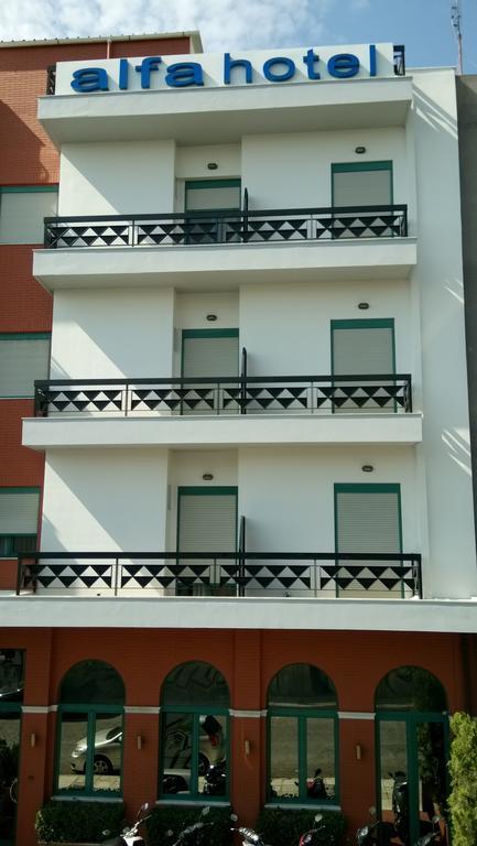 Alfa Hotel Piraeus Exterior photo